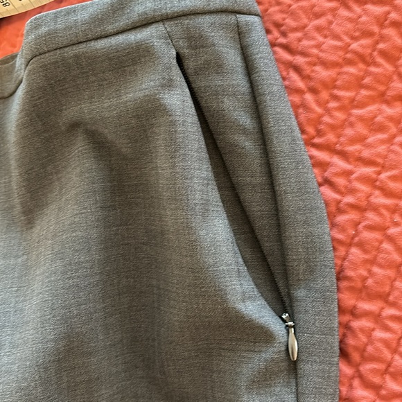 Ellie Tahari Grey Gray Jillian Straight Leg Pant size 4 - Picture 3 of 9
